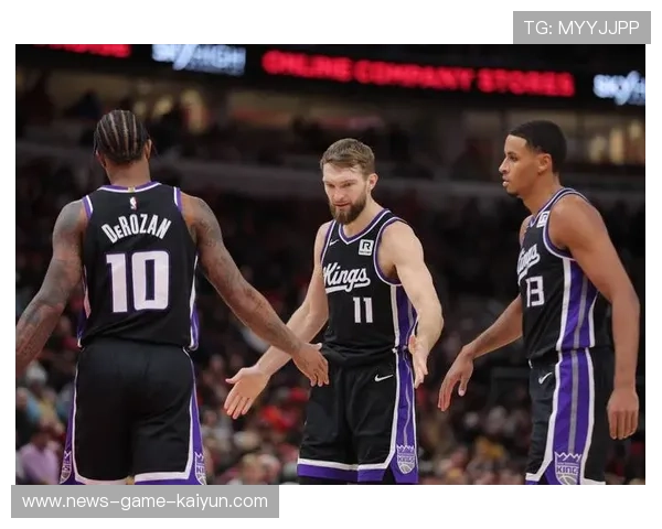 萨博尼斯抢下多个前场篮板助力国王二次进攻